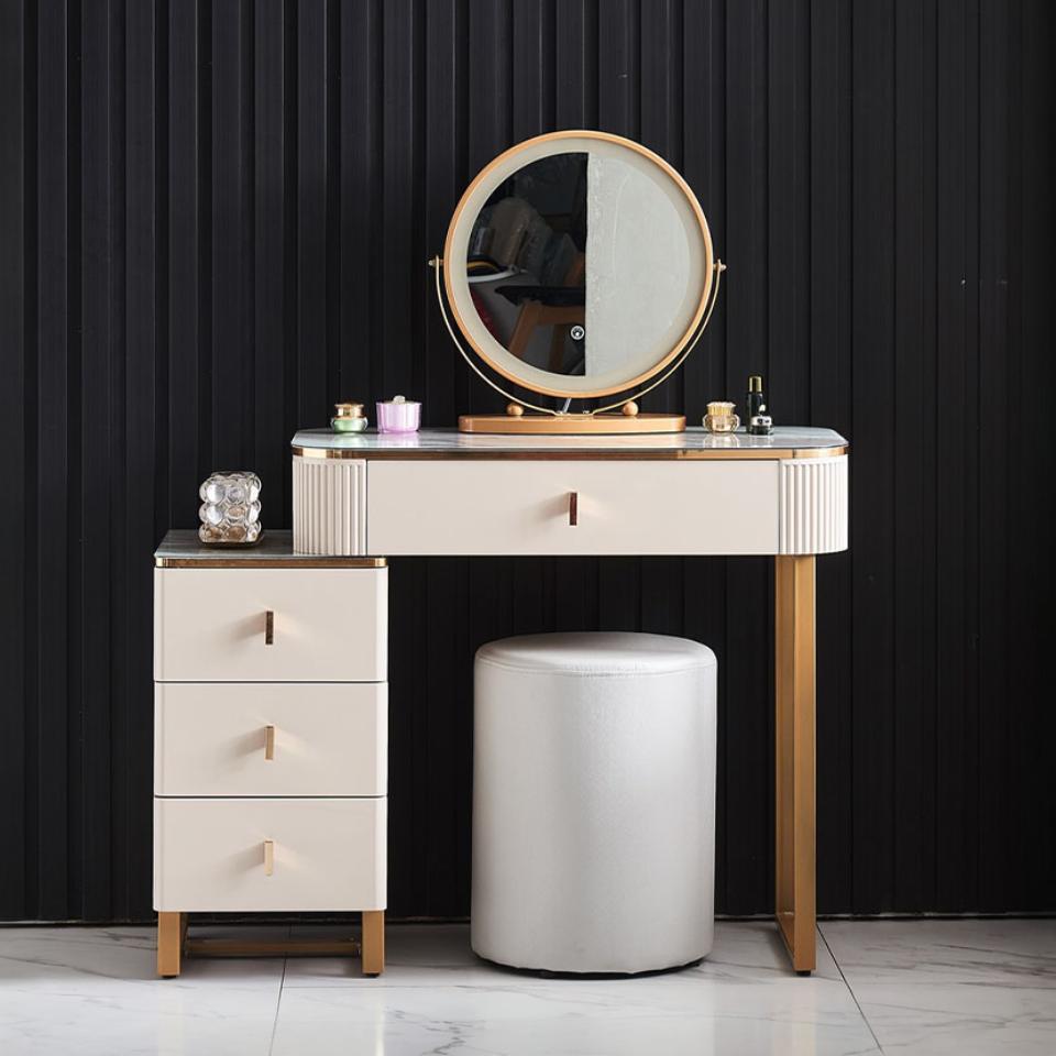 Isai Extendable Mirror Dressing Table | Rocco Vesta