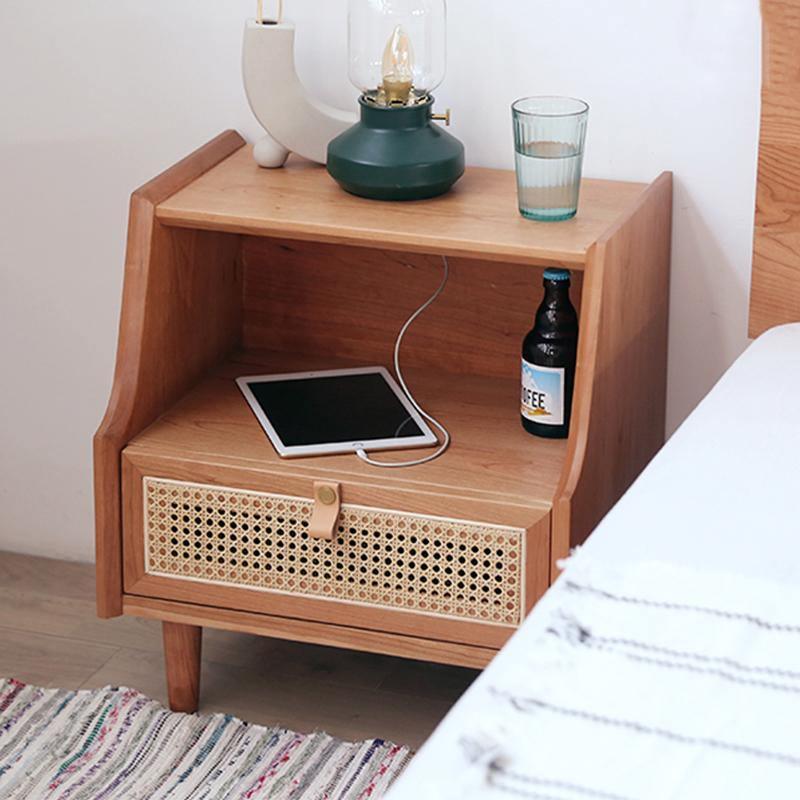 Pavia Side Table, Bedside Table, Oak | Weilai Concept